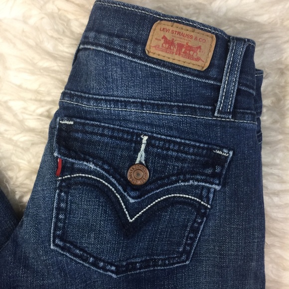 levi's 524 flap pockets